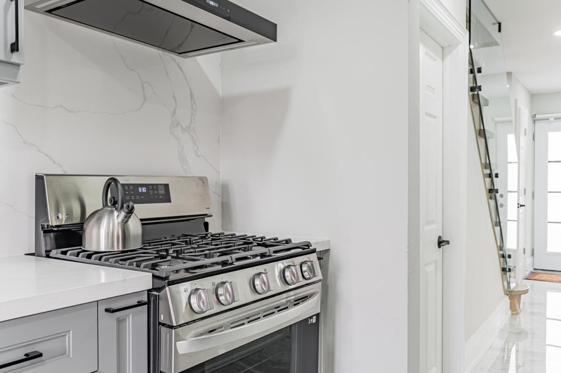 Victoria Park Suite Торонто Екстериор снимка